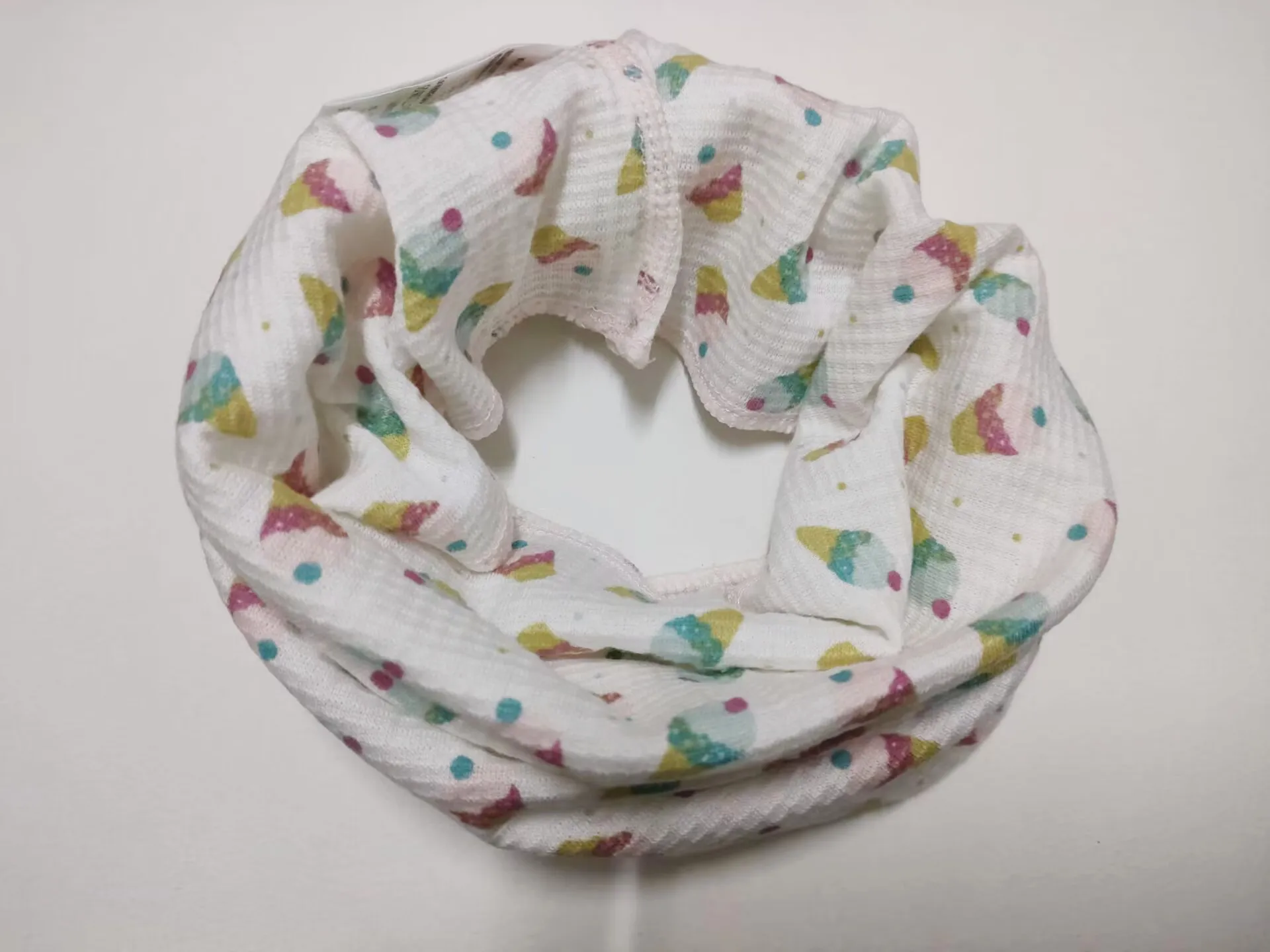 Tour de cou "Snood Cornet Magique" (Blanc)